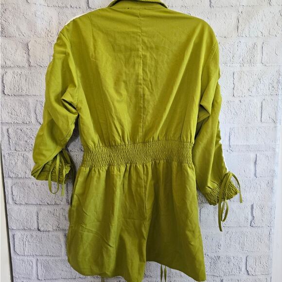 AKIRA The Truth Chartreuse Ruched Utility Romper NWT Small - Picture 2 of 16